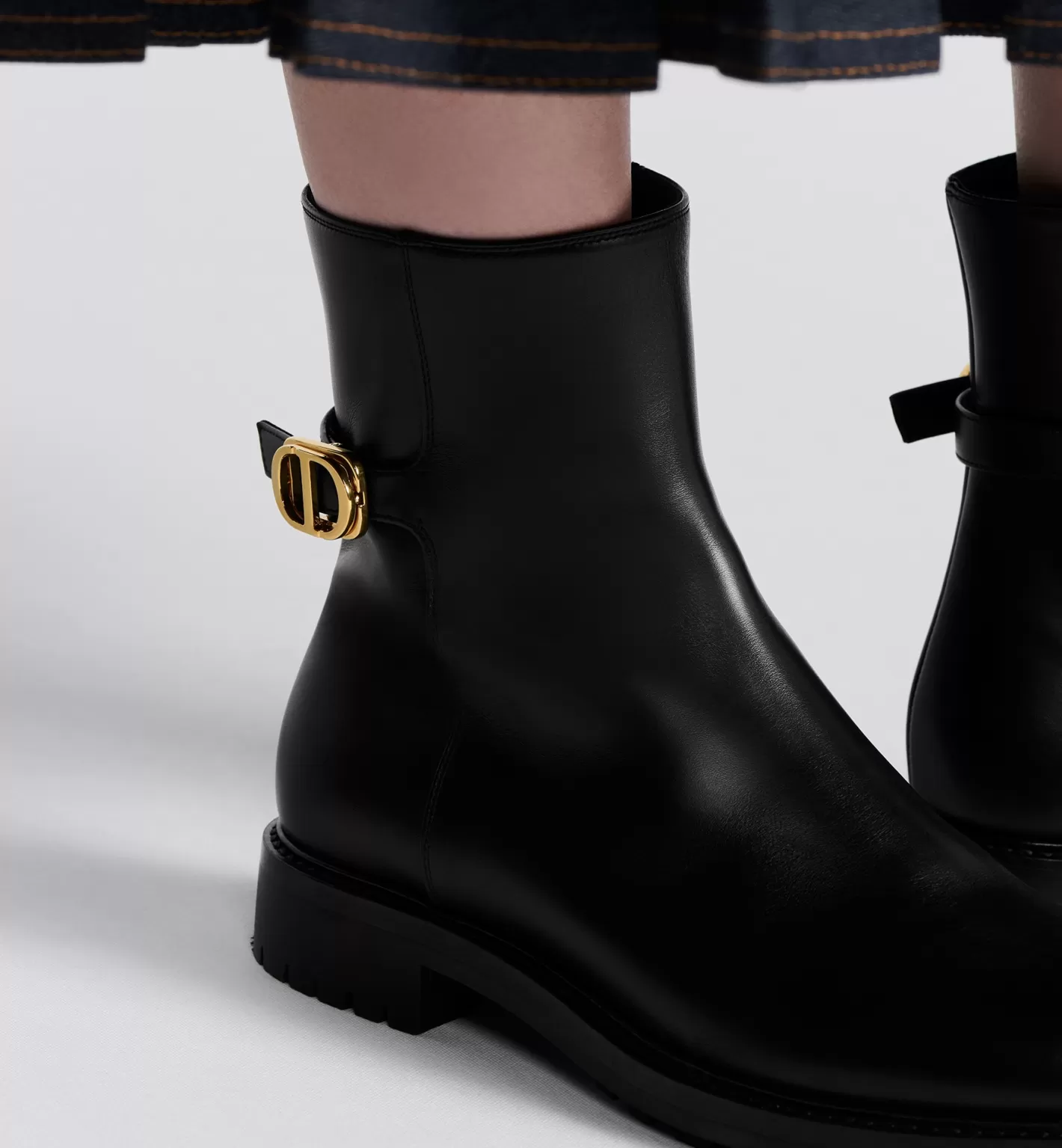 DIOR 30 Montaigne Ankle Boot Flash Sale