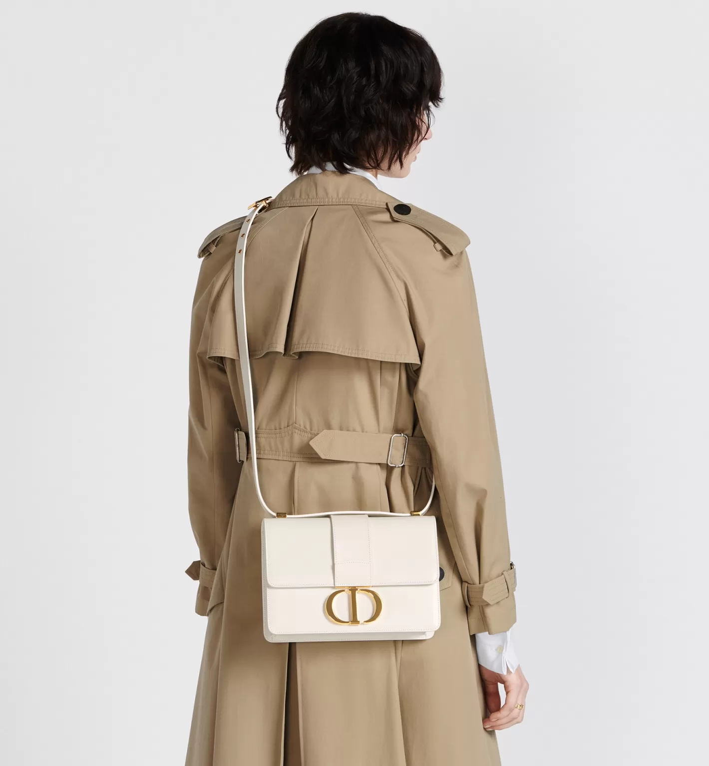 DIOR 30 Montaigne Bag Flash Sale