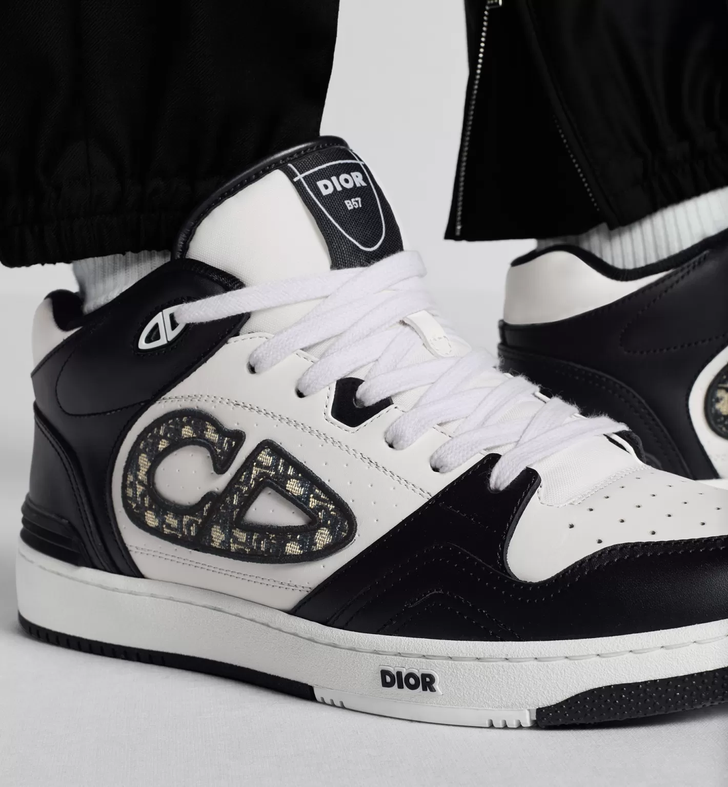 DIOR B57 Mid-Top Sneaker Online