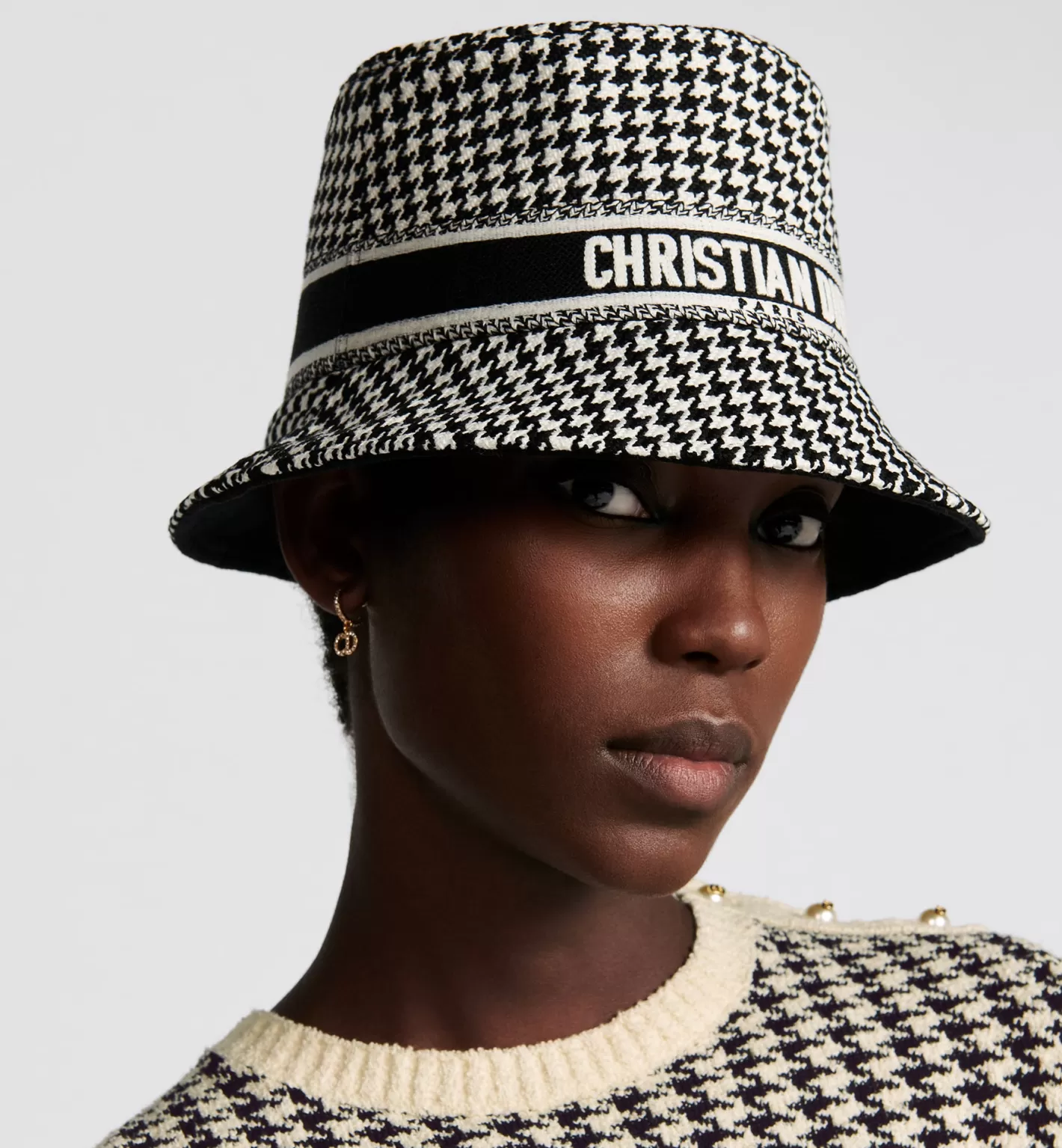 DIOR D-Bobby Houndstooth Small Brim Bucket Hat New