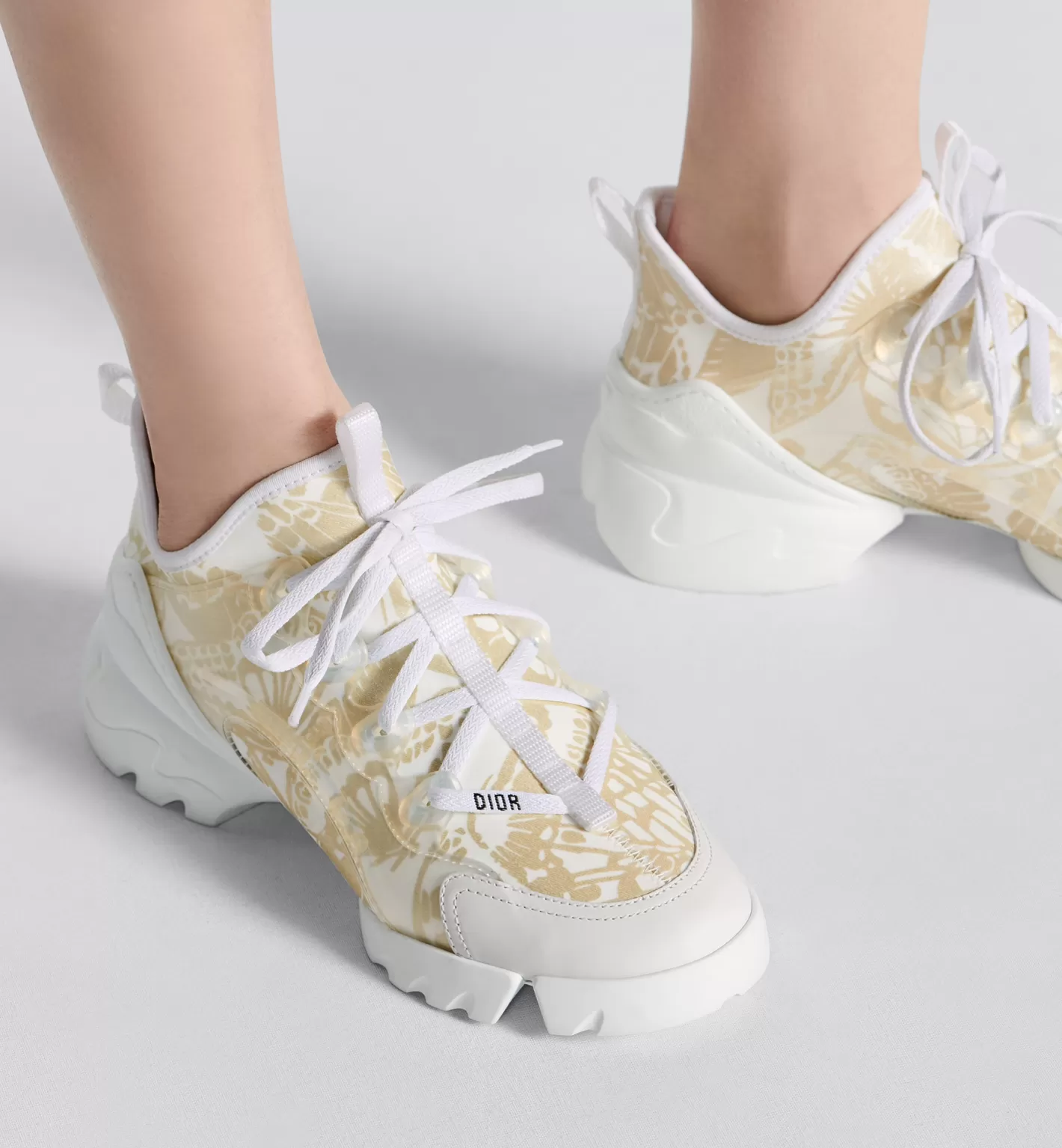 DIOR D-Connect Sneaker Clearance