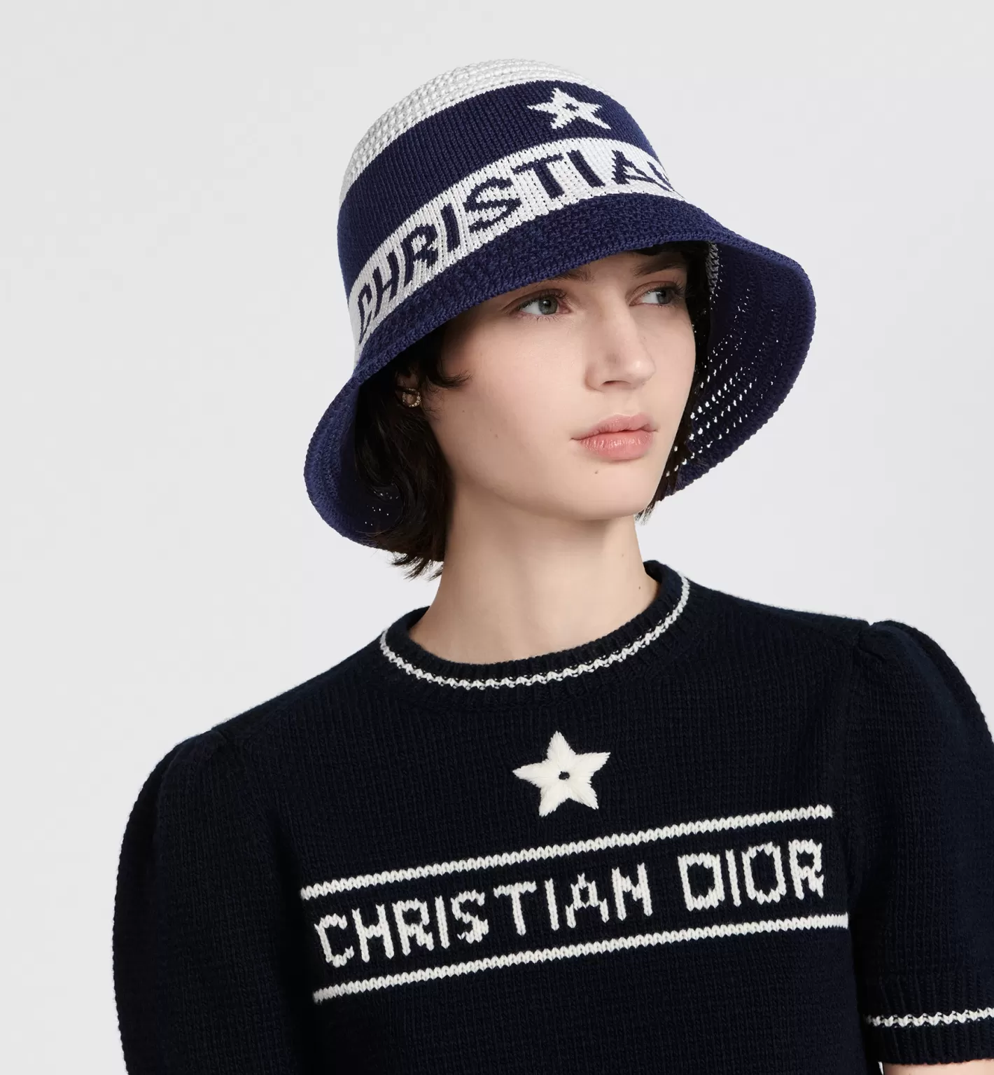 DIOR D-Tulipe Cloche Fashion